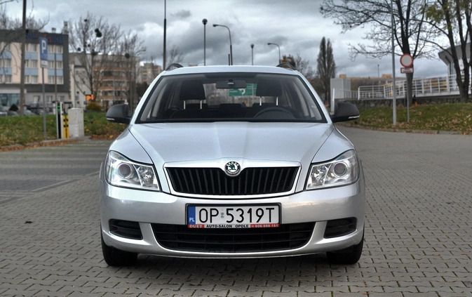 Skoda Octavia cena 25900 przebieg: 192000, rok produkcji 2011 z Mrągowo małe 137